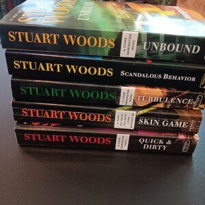 O 5 SRUART WOODS STONE BARRINGTON PAPERBACK NOVELS